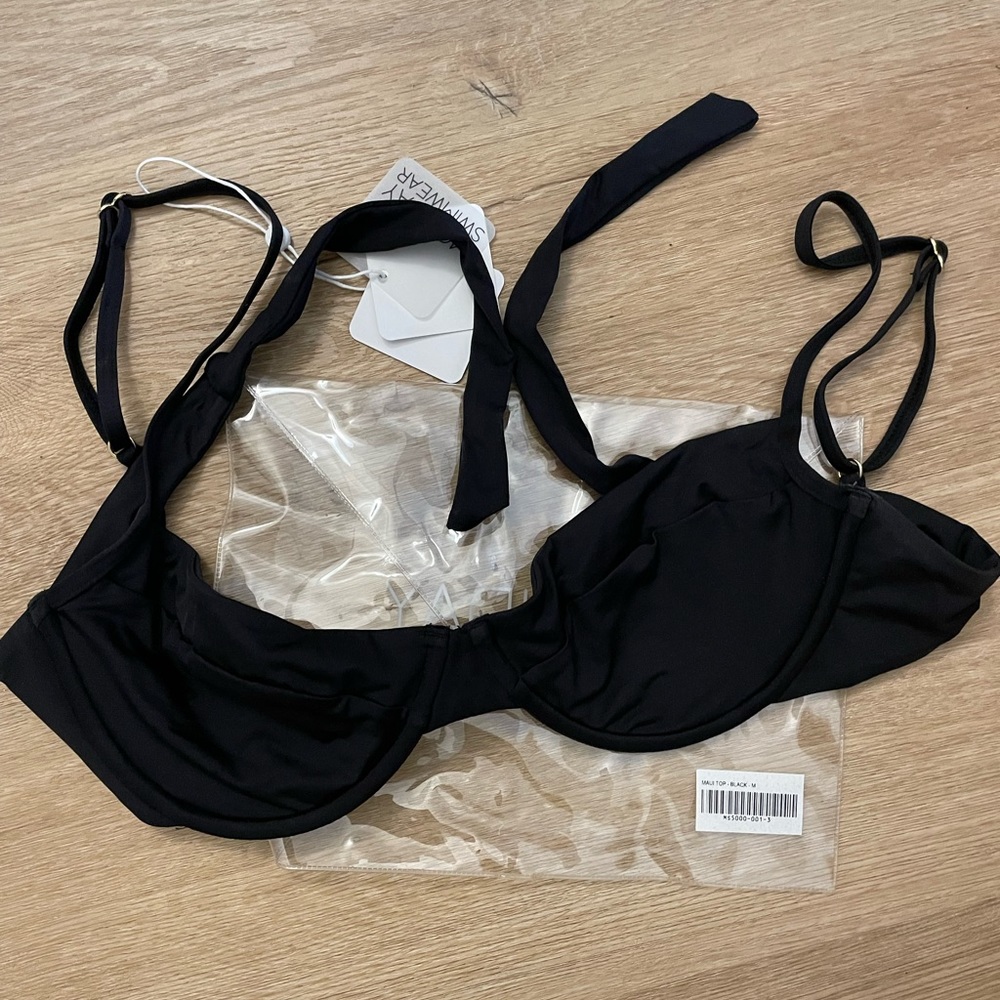Monday Swimwear Maui Top and Byron Bottom